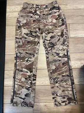 Under Armour storm camouflage tactical hunting pants Cargo pants Camo size M